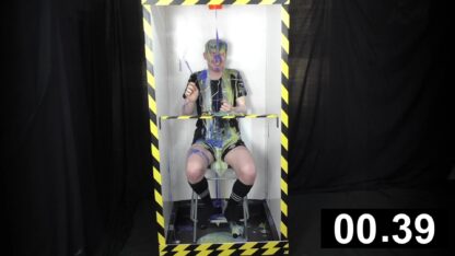 Buzz Off:05 - Image 7