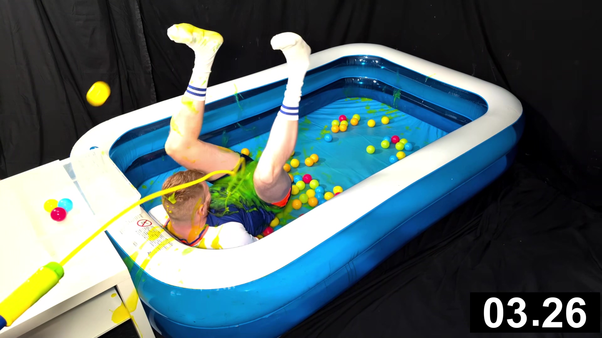 Ball Busters (Series 3):01 - Image 3