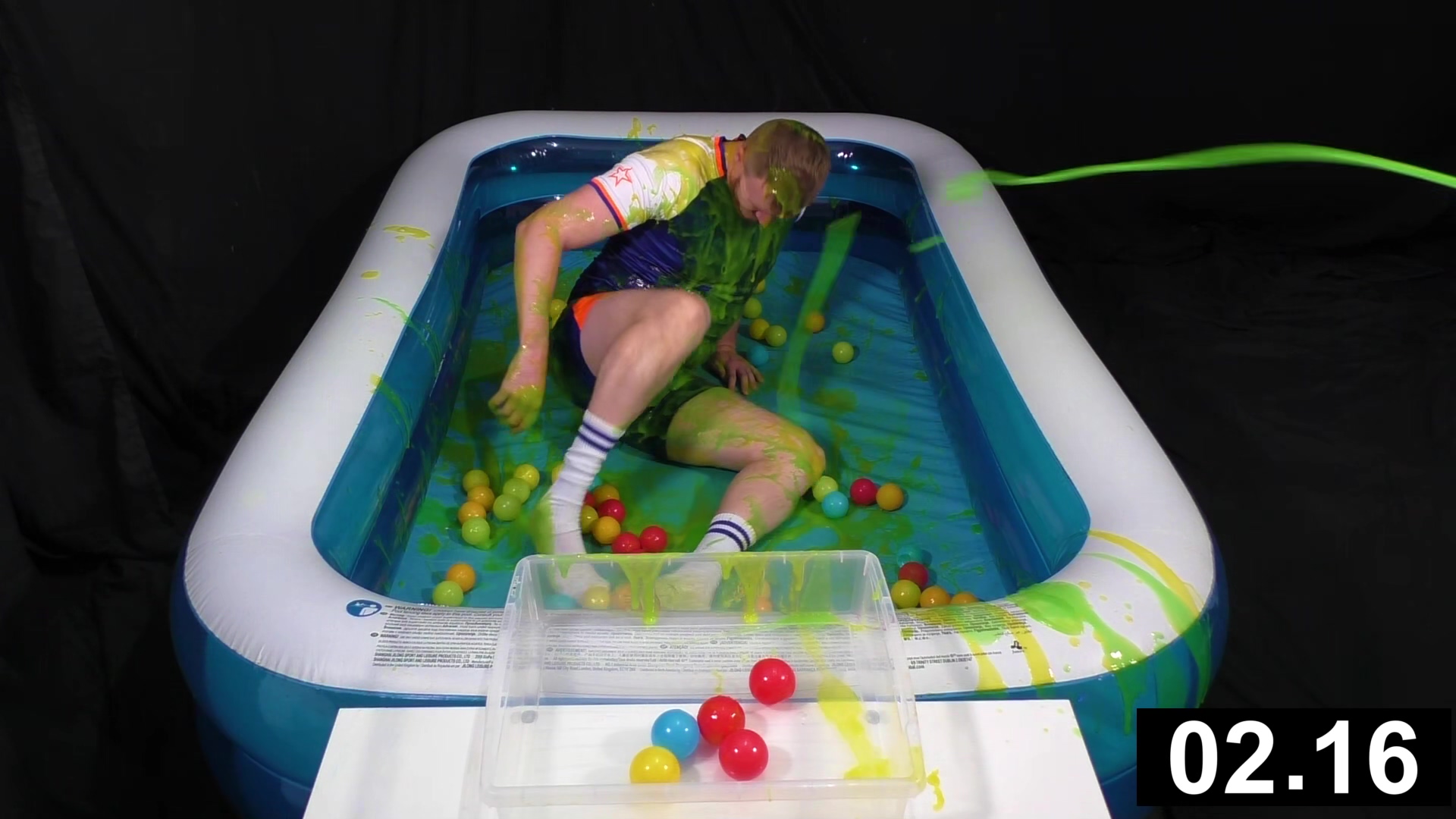 Ball Busters (Series 3):01 - Image 4